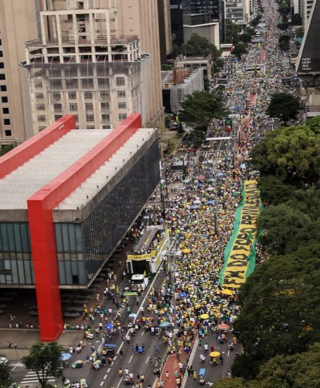 Manifestação em São Paulo (Foto: Amanda Perobelli / Estadão Conteúdo)