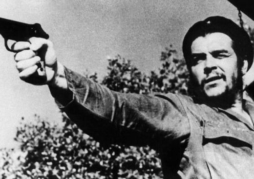O revolucionário comunista Ernesto Che Guevara, cujos métodos de atuação política envolviam fuzilamento, que pretende ser homenageado pela Prefeitura de Niterói (Foto: Reprodução)