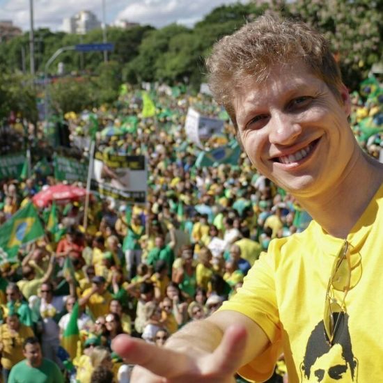 Marcel Van Hattem nas manifestações favoráveis ao impeachment da ex-presidente Dilma Rousseff (Foto: Reprodução / Facebook)