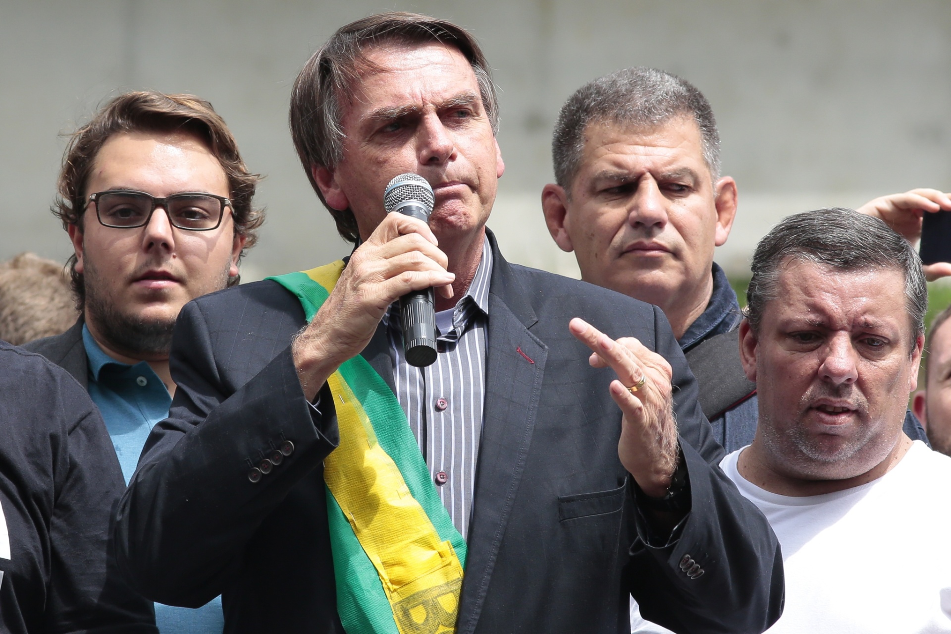 Resultado de imagem para bolsonaro entrevista