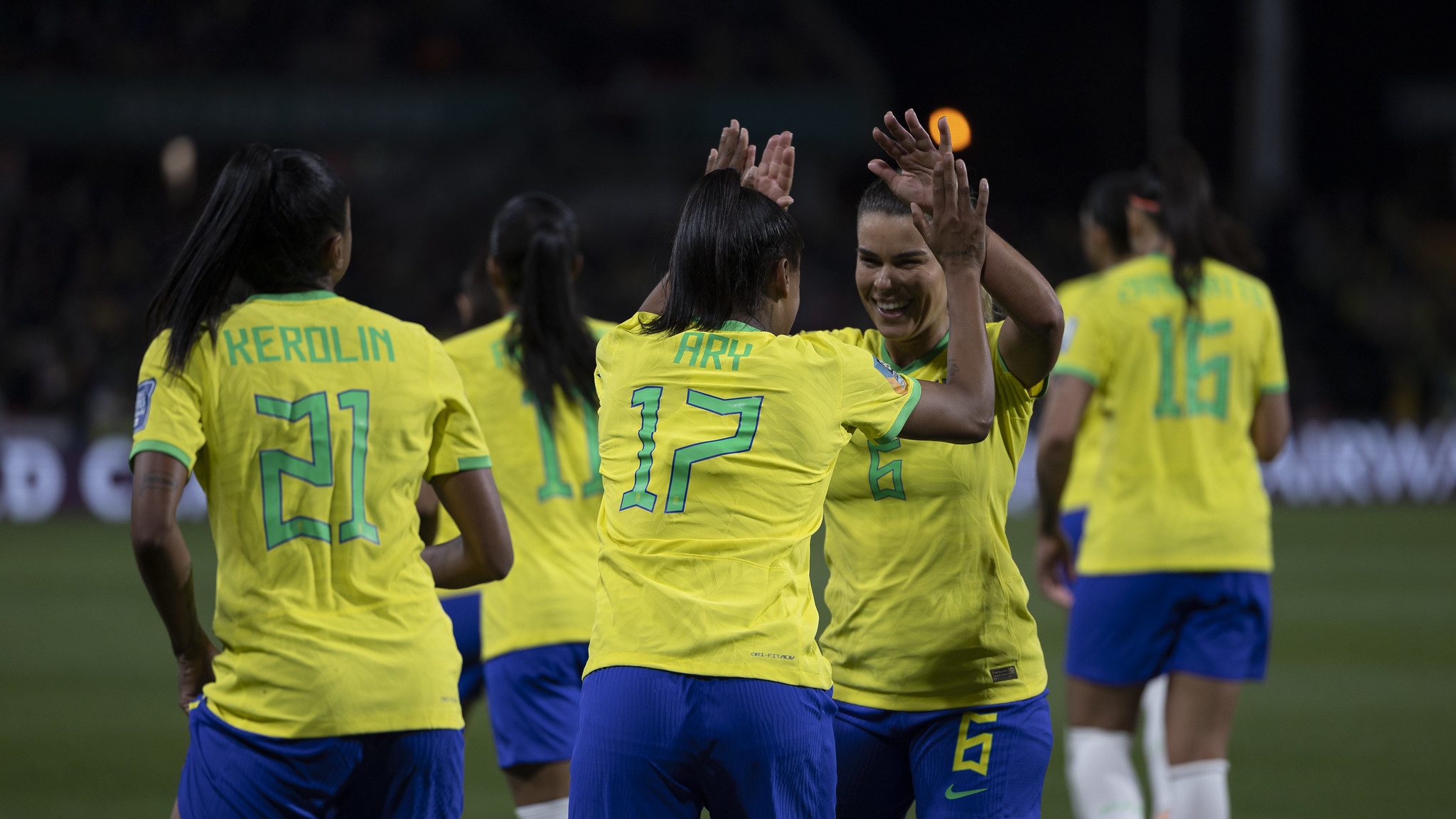 Copa feminina bate recordes de público