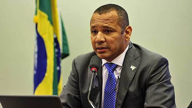 Audiência Pública e Reunião Ordinária. Empresário do ramo futebolístico brasileiro, Neymar da Silva Santos
