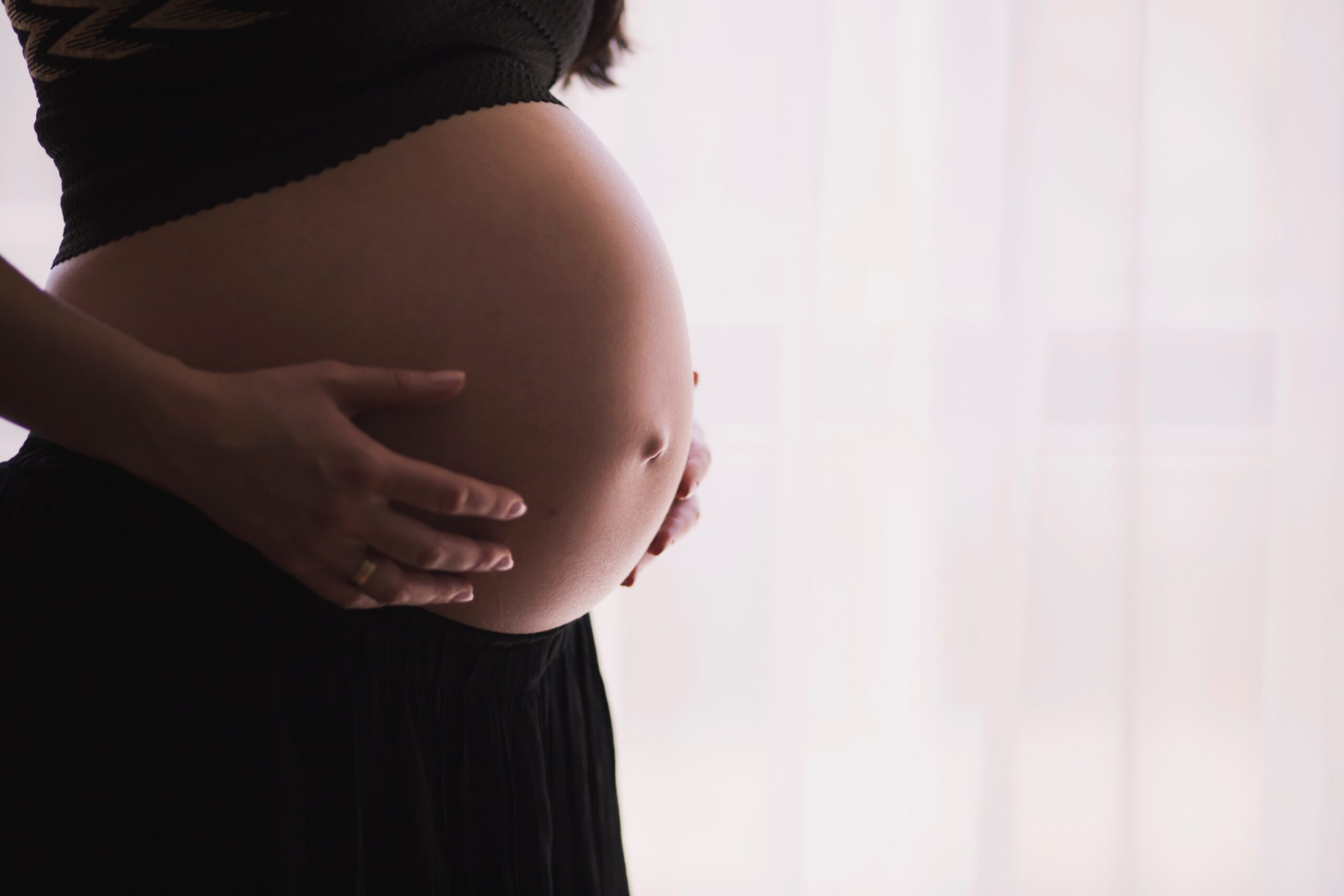 Lei em Maceió obriga gestantes a verem fotos de fetos antes de aborto legal