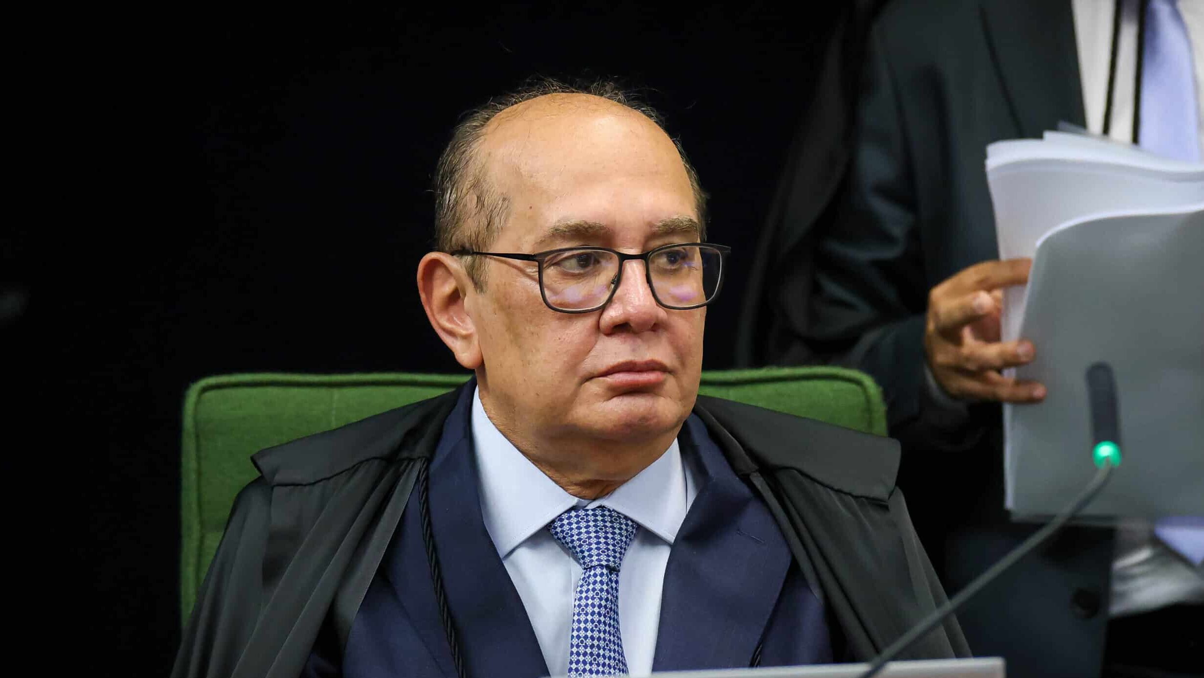 Ministro Gilmar Mendes durante sessão da segunda turma