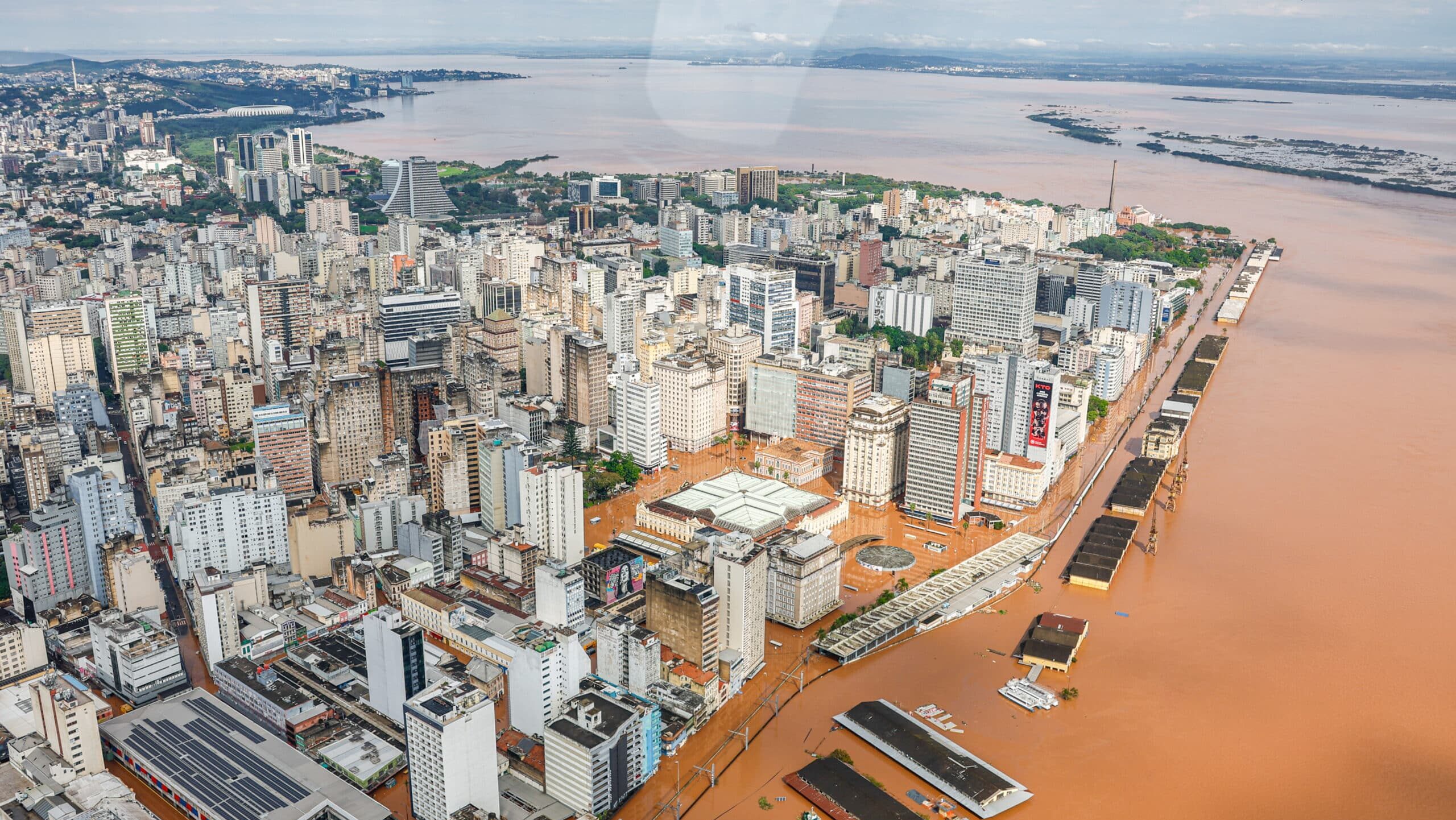 Presidente da República, Luiz Inácio Lula da Silva, durante Sobrevoo em Canoas, Canoas - RS.