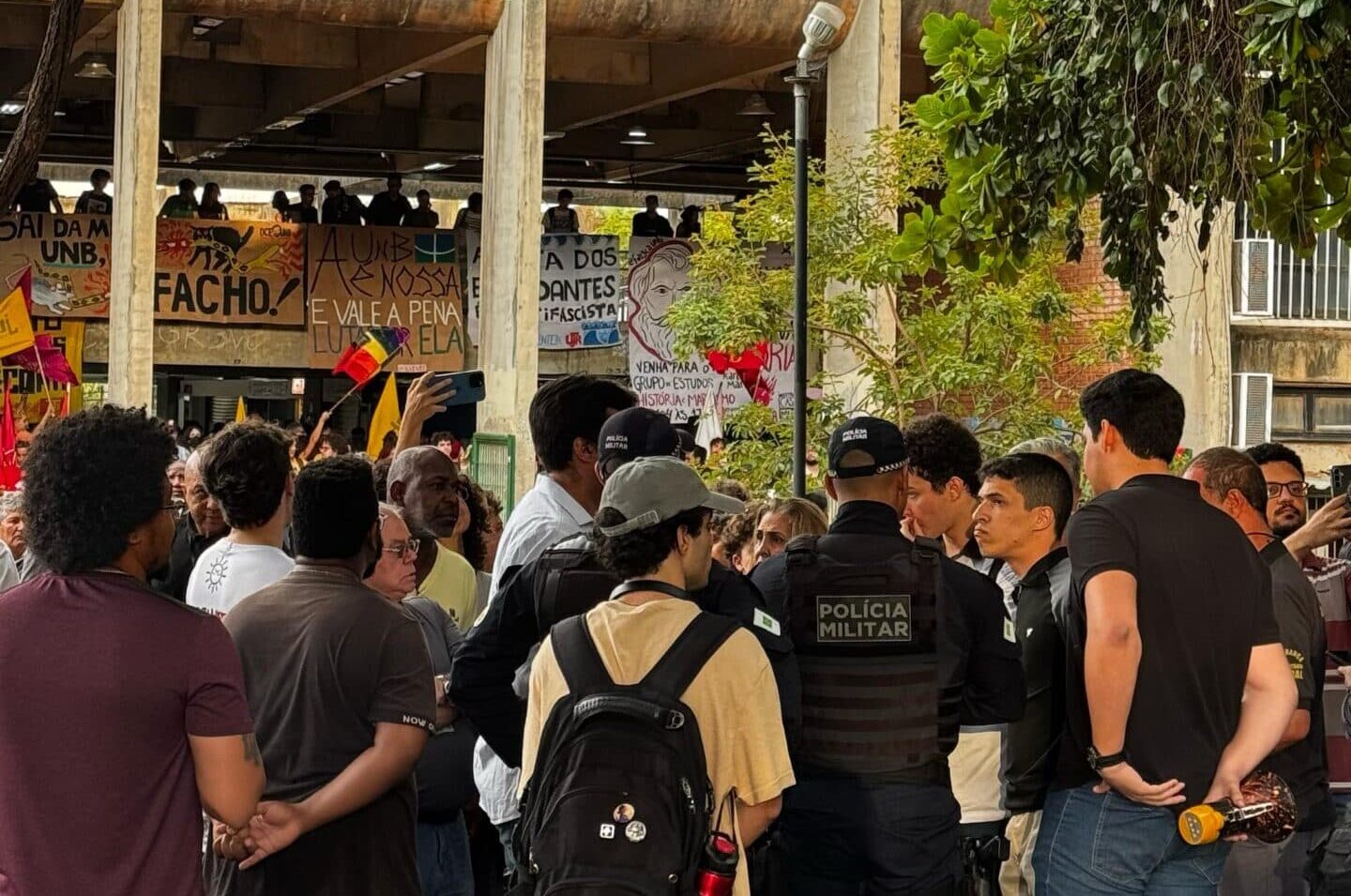 Manifestação pela liberdade de expressão na UnB