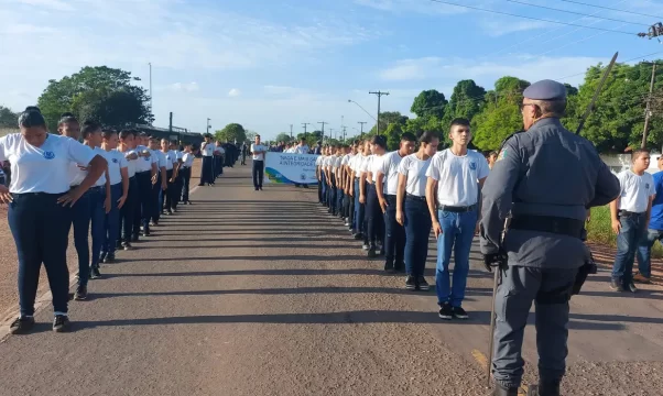 Escolas militares